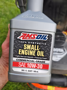Commercial-grade AMSOIL Small Engine Oil 10W-30
